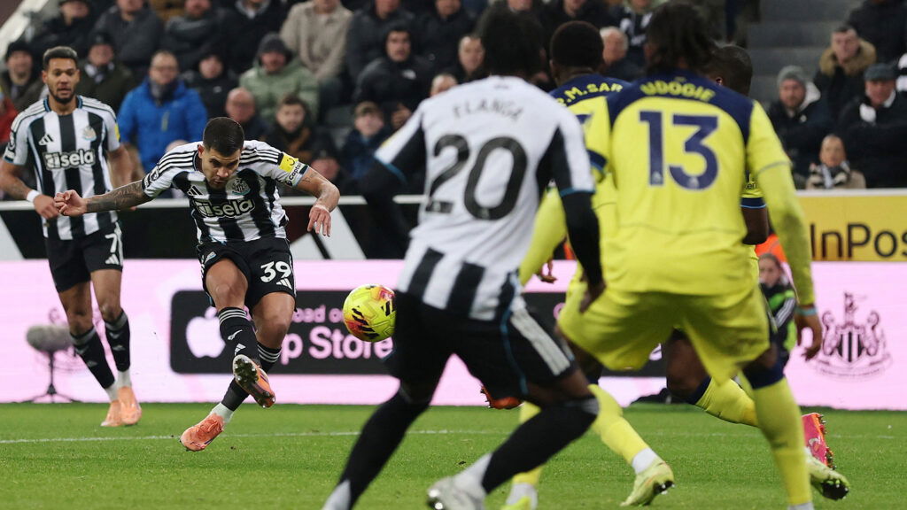 Bruno Guimaraes Newcastle Shooting Goal Spurs